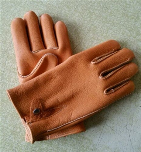 tan deerskin leather dressing gloves snap wrist strap